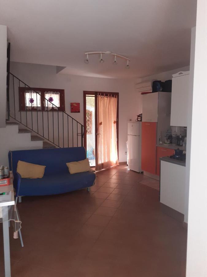 Villa Su Due Livelli Super Accessoriata SantʼAnna Arresi Exterior foto